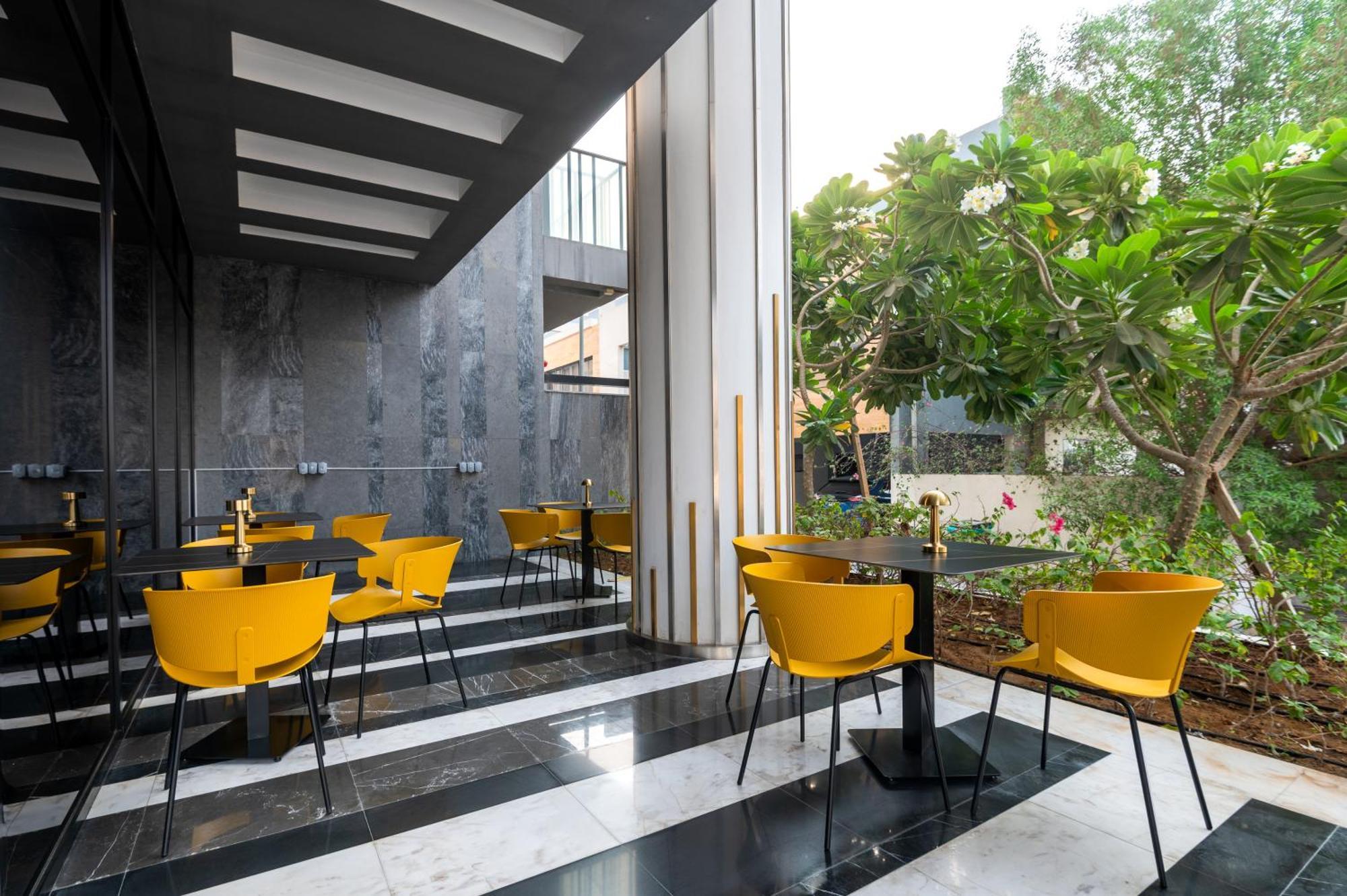 Izzzi Life Mint Aparthotel Dubaj Kültér fotó