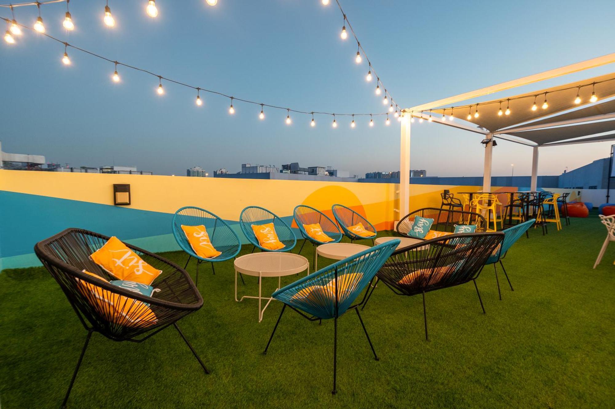 Izzzi Life Mint Aparthotel Dubaj Kültér fotó