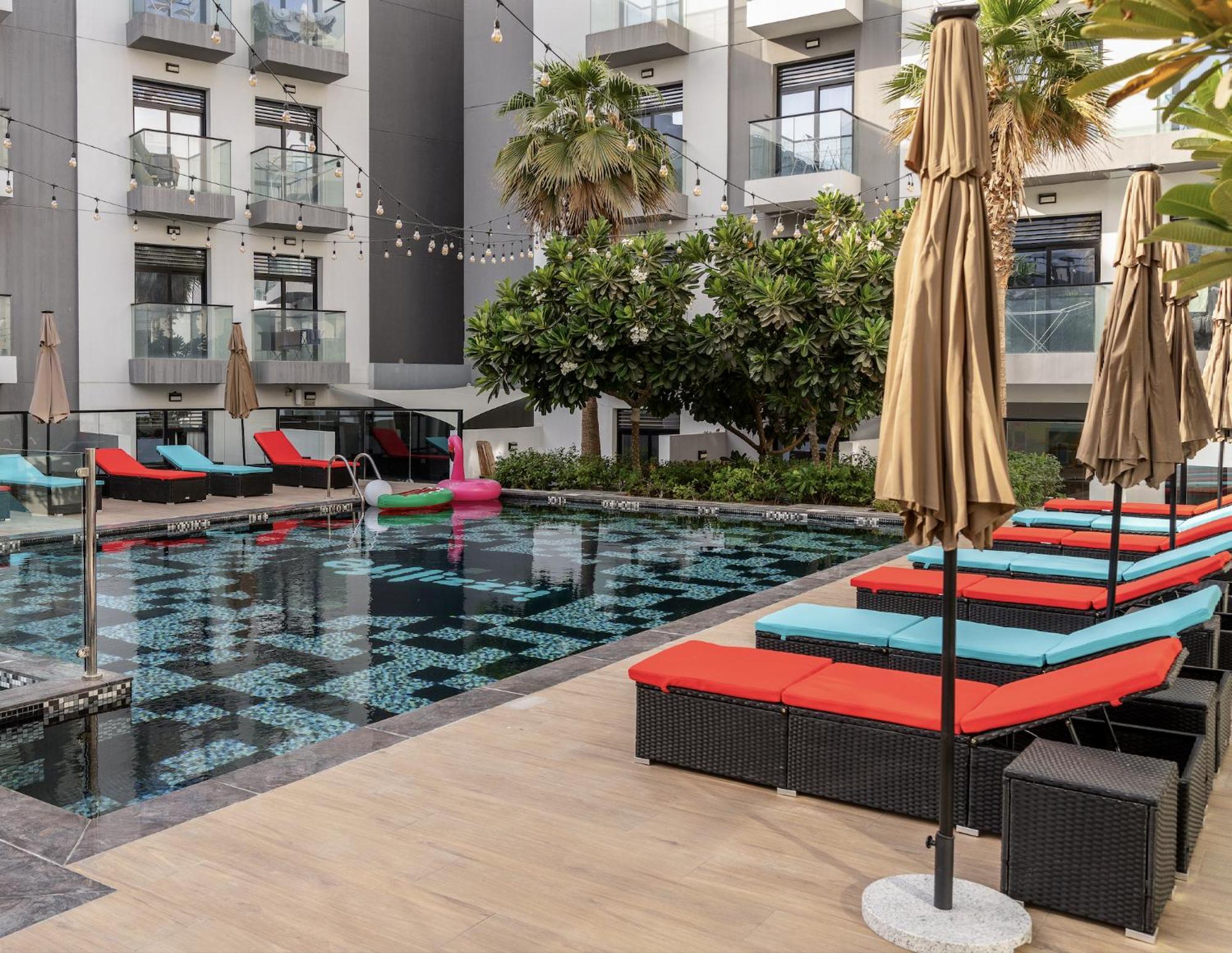 Izzzi Life Mint Aparthotel Dubaj Kültér fotó